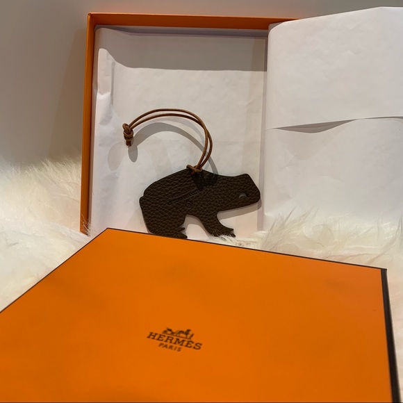 Hermes Frog Leather Charm - Picture 4 of 4